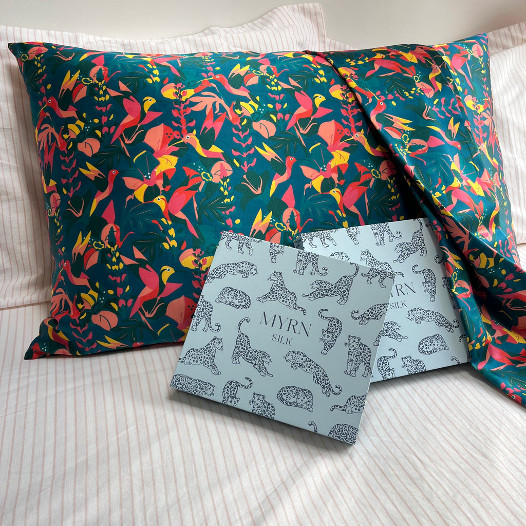 Hummingbird Pure Mulberry Silk Pillowcase Pair